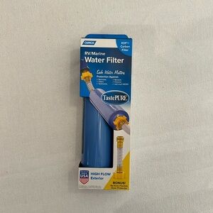 Camco TastePURE RV Water Filter with Flexible Hose Protector (model 40043)